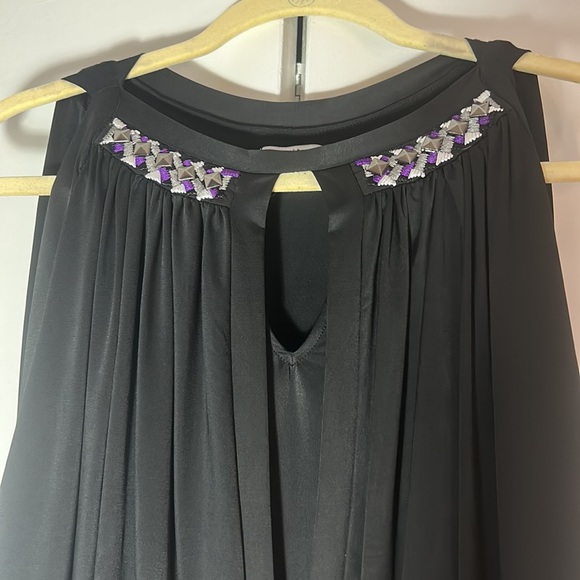 Cache silky tank - Picture 2 of 5